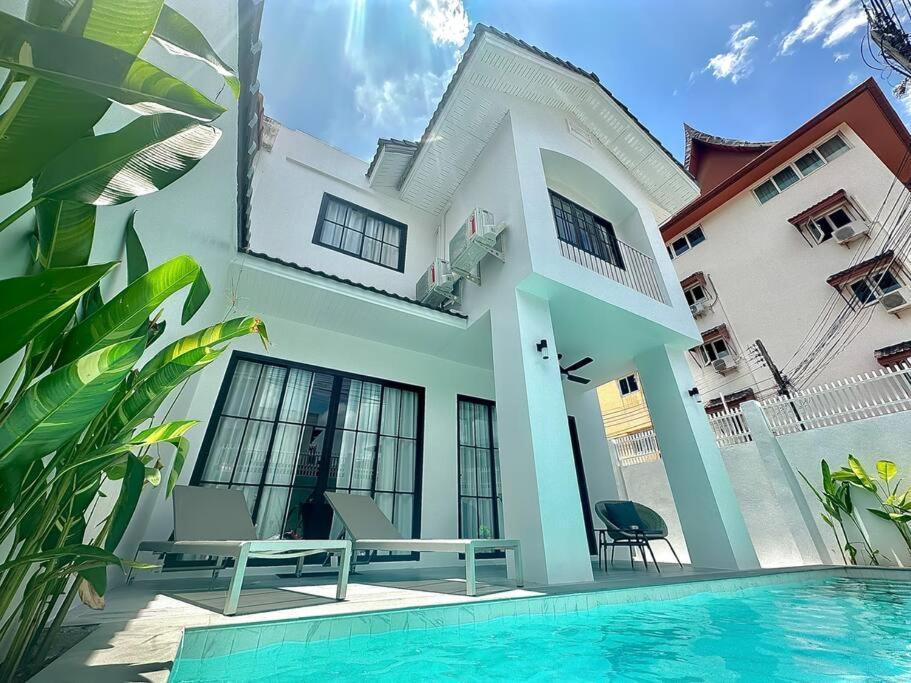 House No.148 Patong Pool Villa Exterior photo